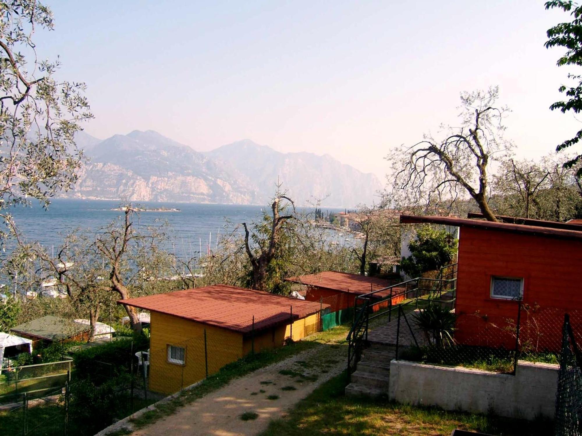 Aquacamp Hotel Brenzone sul Garda Ngoại thất bức ảnh
